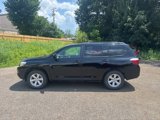 Used 2010 Toyota Highlander SE image 2