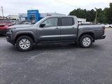 Used 2022 Nissan Frontier SV image 3
