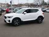 Certified 2025 Volvo XC40 B5 Core image 3