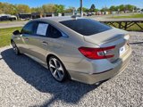 Used 2018 Honda Accord Touring image 3