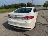 Used 2017 Ford Fusion SE w/ Fusion SE Technology Package image 4