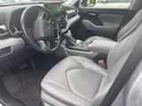 Used 2021 Toyota Highlander XLE image 3