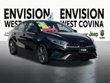Used 2022 Kia Forte LXS image 2