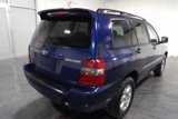 Used 2005 Toyota Highlander 4WD V6 w/ 3rd Row image 5