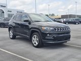 Certified 2023 Jeep Compass Latitude image 2