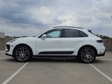 Certified 2024 Porsche Macan image 2