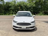 Used 2017 Ford Fusion SE image 2