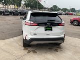 Used 2022 Ford Edge SEL w/ Convenience Package image 4