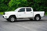 Used 2015 Toyota Tacoma PreRunner image 2
