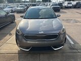 Used 2018 Kia Niro LX image 2