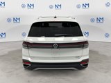 New 2025 Volkswagen Taos SE image 3