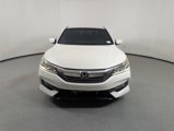 Used 2017 Honda Accord Sport image 2
