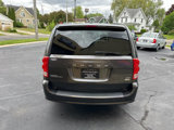 Used 2018 Dodge Grand Caravan SXT image 3