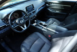 Used 2019 Nissan Altima 2.5 SV image 2