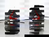 Certified 2022 Volvo XC60 B5 Inscription w/ Climate Package image 6