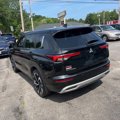 Used 2022 Mitsubishi Outlander SE image 5