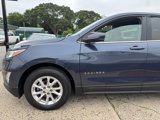 Used 2018 Chevrolet Equinox LT image 3
