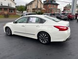 Used 2017 Nissan Altima 2.5 SV image 2