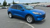 Used 2020 Ford Escape SE image 2