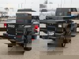Used 2023 Jeep Gladiator Overland image 4