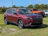 Used 2019 Jeep Cherokee Limited image 3