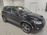 Used 2017 Volkswagen Tiguan SEL image 2