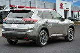 Used 2024 Nissan Rogue SV image 4