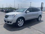 Used 2017 Chevrolet Traverse LT w/ Style and Technology Package image 3