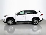 Used 2022 Toyota RAV4 LE image 4