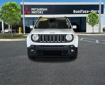 Used 2015 Jeep Renegade Latitude w/ Cold Weather Group image 3