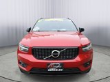 Used 2019 Volvo XC40 T5 R-Design image 3