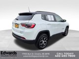 Used 2024 Jeep Compass Limited image 3