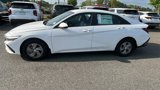 New 2025 Hyundai Elantra SE image 4