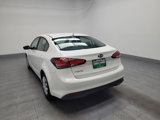 Used 2017 Kia Forte LX w/ LX Popular Package image 5