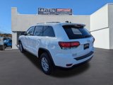 Used 2020 Jeep Grand Cherokee Laredo image 4