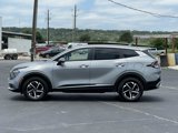 Used 2024 Kia Sportage LX image 4