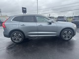 Used 2018 Volvo XC60 T6 Momentum w/ Convenience Package image 4