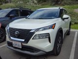 Used 2021 Nissan Rogue SV image 3