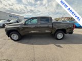 Used 2024 Chevrolet Colorado W/T w/ WT Convenience Package image 4