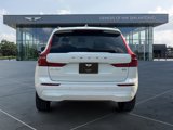 Used 2022 Volvo XC60 B5 Momentum image 4
