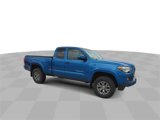 Used 2016 Toyota Tacoma SR5 image 3