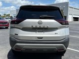 Used 2023 Nissan Rogue SV image 3