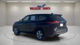 Used 2023 Toyota Highlander L image 5