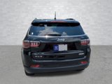 Used 2024 Jeep Compass Latitude image 3