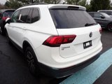 Used 2021 Volkswagen Tiguan SE w/ Panoramic Sunroof Package image 2