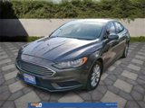 Used 2017 Ford Fusion SE image 3