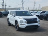 Used 2022 Mitsubishi Outlander ES image 3