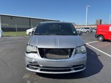 Used 2014 Chrysler Town & Country S image 3