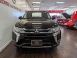 Used 2018 Mitsubishi Outlander SEL image 3
