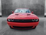 Used 2019 Dodge Challenger SXT image 2